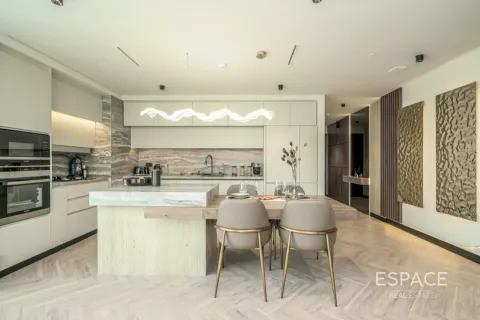 Apartment in Dubai Harbour, Dubai 3 bedrooms, 163 sq.m. № 122560 - photo 12