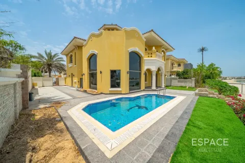 Villa in Palm Jumeirah, Dubai 4 bedrooms, 465 sq.m. № 122562 - photo 12