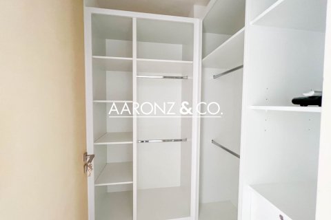 Adosado en Mira Oasis 2, Reem, Dubai, 4 dormitorios, 343 m², № 55383 - foto 12