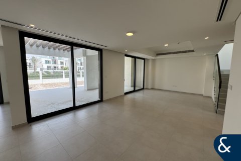 Купить виллу в Caya, Arabian Ranches 3, Дубай: 5 спален, 509м², № 75812 - фото 3