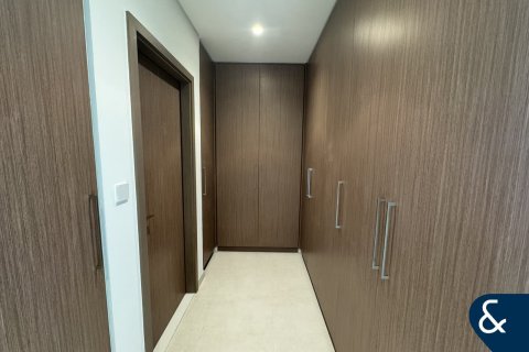 Купить виллу в Caya, Arabian Ranches 3, Дубай: 5 спален, 509м², № 75812 - фото 16