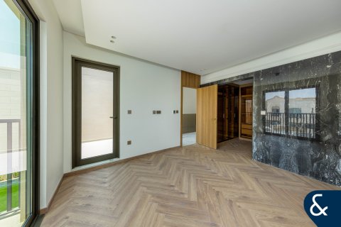 Townhouse in Jumeirah Golf Estates, Dubai 3 bedrooms, 204 sq.m. № 75802 - photo 6