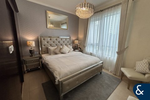 Apartment in Downtown Dubai (Downtown Burj Dubai), Dubai 3 bedrooms, 193 sq.m. № 75801 - photo 12