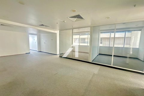 Bureau à Sheikh Zayed Road, Dubai, 228 m², № 101522