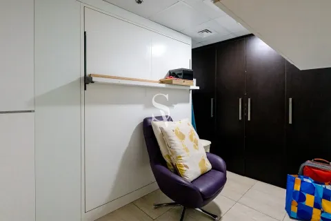 Apartment in Al Furjan, Dubai 2 bedrooms, 183 sq.m. № 95021 - photo 7