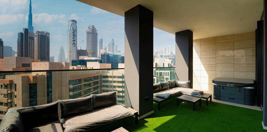 Квартира в Бизнес-Бэе, Дубай, 2 спальни, 123.6м², № 60579