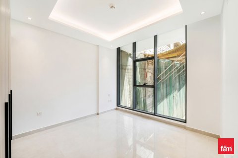 Apartment in Dubai 2 bedrooms, 121.9 sq.m. № 60578 - photo 12