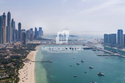 Apartment in Palm Jumeirah, Dubai 2 bedrooms, 126 sq.m. № 4423 - photo 1