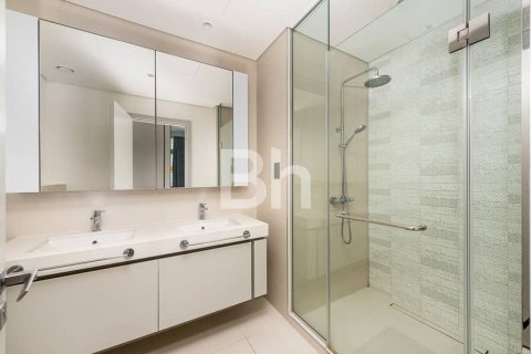 Apartment in Dubai Harbour, Dubai 2 bedrooms, 128 sq.m. № 25057 - photo 3