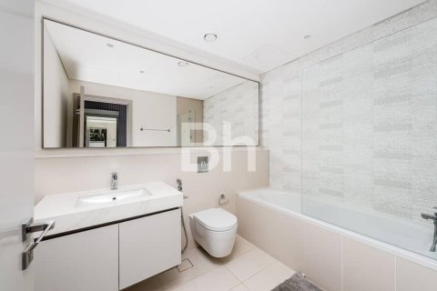 Apartment in Dubai Harbour, Dubai 2 bedrooms, 128 sq.m. № 25057 - photo 8