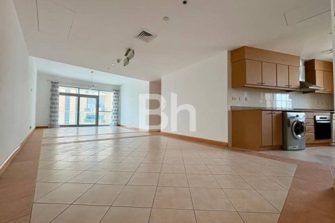Apartment in Dubai Marina, Dubai 2 bedrooms, 143 sq.m. № 25054 - photo 27