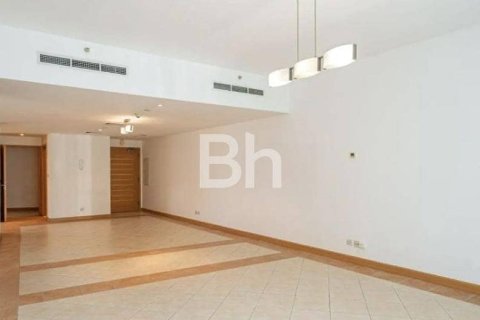 Apartment in Dubai Marina, Dubai 2 bedrooms, 143 sq.m. № 25054 - photo 23