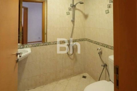 Apartment in Dubai Marina, Dubai 2 bedrooms, 143 sq.m. № 25054 - photo 3