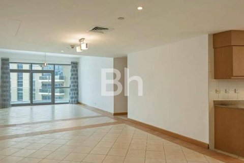 Apartment in Dubai Marina, Dubai 2 bedrooms, 143 sq.m. № 25054 - photo 16
