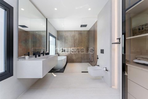 Купить виллу в Джумейра Гольф Эстейтс, Дубай: 5 спален, 562м², № 44246 - фото 11