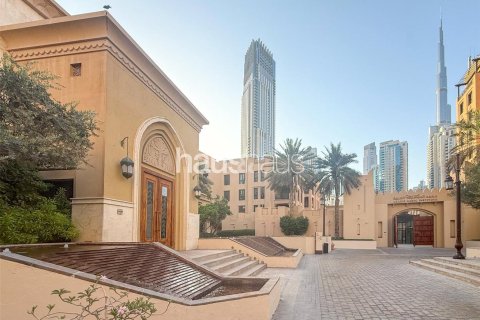 Apartment in Old Town, Dubai 2 bedrooms, 132 sq.m. № 44245 - photo 12