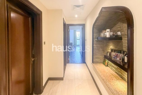 Apartment in Old Town, Dubai 2 bedrooms, 132 sq.m. № 44245 - photo 4