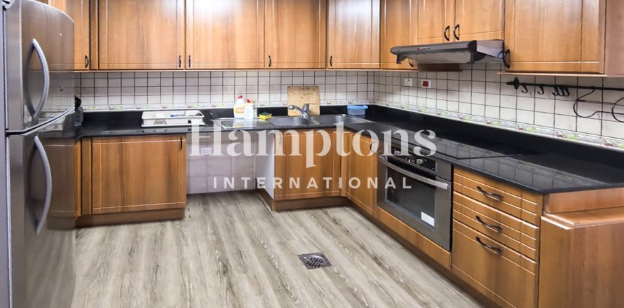 Apartment in Princess Tower, Dubai Marina, Dubai 2 bedrooms, 109.718 sq.m. № 64562