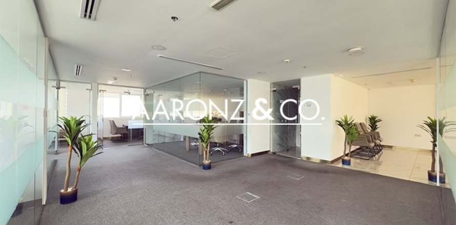 Office in Business Bay, Dubai 110 sq.m. № 94553