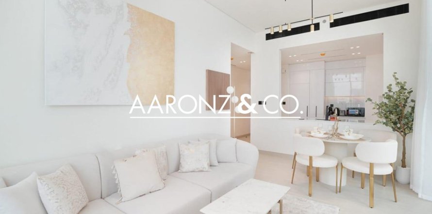 Квартира в Джумейра Вилладж Серкл, Дубай, 2 спальни, 159м², № 94554