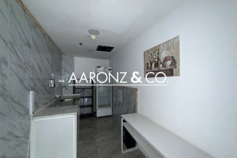 Office in Business Bay, Dubai 95 sq.m. № 94552 - photo 12