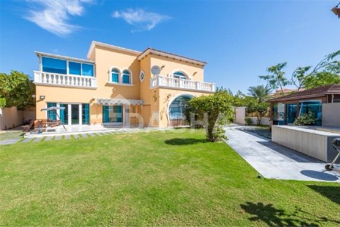 فيلا في Legacy, Jumeirah Park, دبي 5 غرف نوم , 750.2 م² رقم 6983 - صورة 14