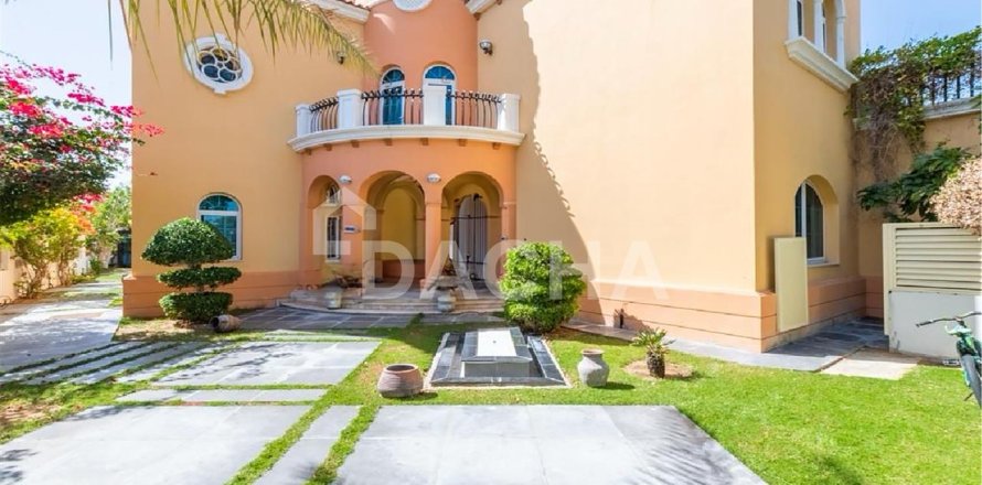 فيلا في Legacy, Jumeirah Park, دبي 5 غرف نوم , 750.2 م² رقم 6983