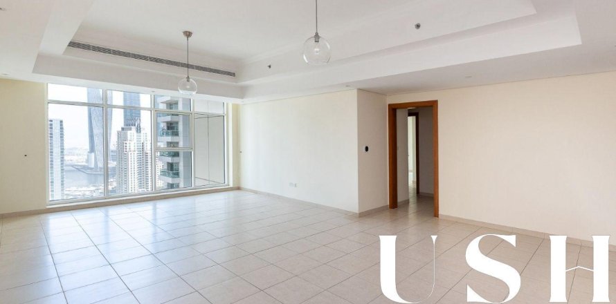 Apartment in Jumeirah Lake Towers, Dubai 2 bedrooms, 190 sq.m. № 46851