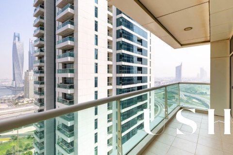 Apartment in Jumeirah Lake Towers, Dubai 2 bedrooms, 190 sq.m. № 46851 - photo 13