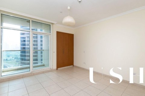 Apartment in Jumeirah Lake Towers, Dubai 2 bedrooms, 190 sq.m. № 46851 - photo 6