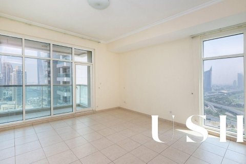 Apartment in Jumeirah Lake Towers, Dubai 2 bedrooms, 190 sq.m. № 46851 - photo 11