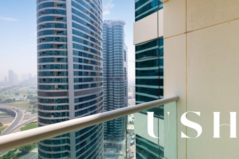 Apartment in Jumeirah Lake Towers, Dubai 2 bedrooms, 190 sq.m. № 46851 - photo 10