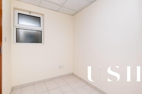 Apartment in Jumeirah Lake Towers, Dubai 2 bedrooms, 190 sq.m. № 46851 - photo 27