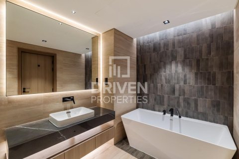Apartment in Dubai 2 bedrooms, 177.54 sq.m. № 126870 - photo 18