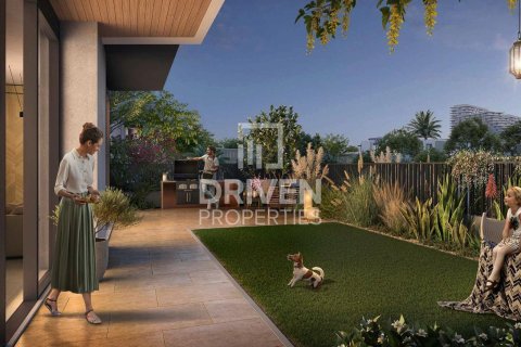 Villa in Dubai Land, Dubai 4 bedrooms, 288.93 sq.m. № 126872 - photo 5