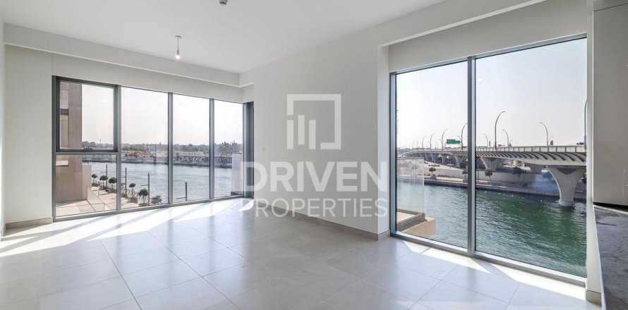 Apartment in Al Wasl, Dubai 2 bedrooms, 150.22 sq.m. № 128066