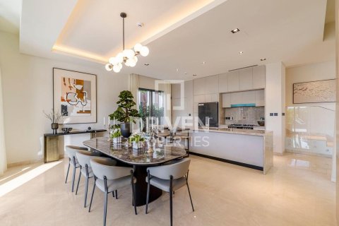 Villa in Golf Place, Dubai Hills Estate, Dubai 4 bedrooms, 676.71 sq.m. № 128072 - photo 6