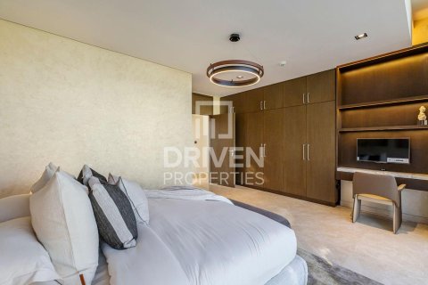 Villa in Golf Place, Dubai Hills Estate, Dubai 4 bedrooms, 676.71 sq.m. № 128072 - photo 13