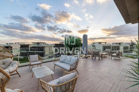 Villa in Golf Place, Dubai Hills Estate, Dubai 4 bedrooms, 676.71 sq.m. № 128072 - photo 27