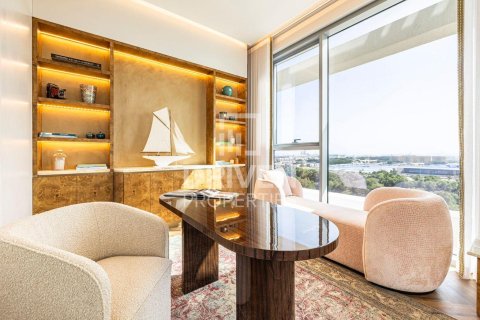 Appartement à Al Wasl, Dubai, 3 chambres, 183.48 m², № 128062