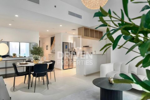 Apartamento en Zabeel, Dubai, 2 dormitorios, 101.91 m², № 127978 - foto 3