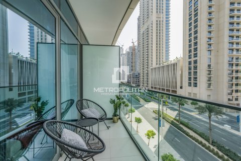 Apartment in EMAAR Beachfront, Dubai Harbour, Dubai 1 bedroom, 69 sq.m. № 14660 - photo 1