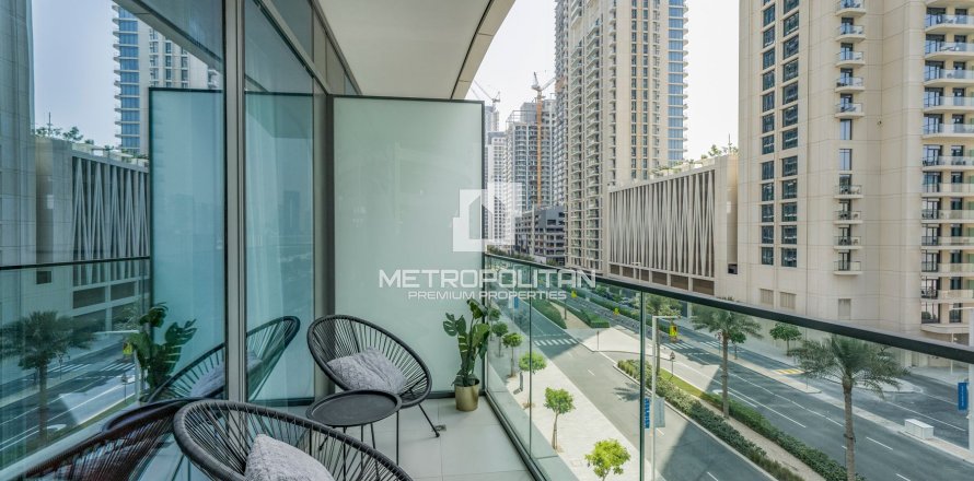 Apartment in EMAAR Beachfront, Dubai Harbour, Dubai 1 bedroom, 69 sq.m. № 14660
