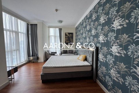 Снять в аренду квартиру в Dorra Bay, Дубай Марина, Дубай: 2 спальни, 136м², № 99601 - фото 6