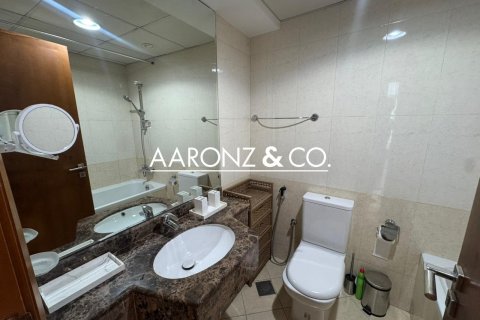 Снять в аренду квартиру в Dorra Bay, Дубай Марина, Дубай: 2 спальни, 136м², № 99601 - фото 9