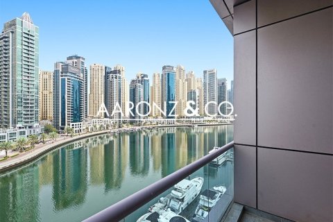 Apartment in Dubai Marina, Dubai 3 bedrooms, 266 sq.m. № 99602 - photo 16