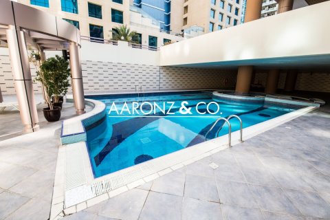 Снять в аренду квартиру в Дубай Марине, Дубай: 3 спальни, 266м², № 99602 - фото 21