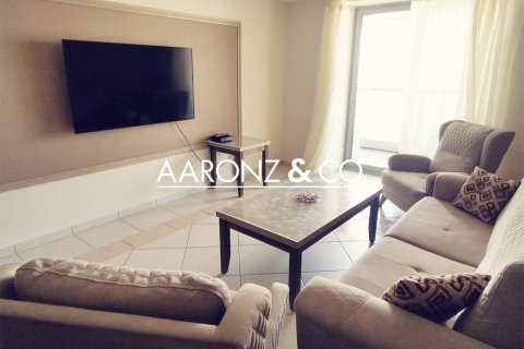 Купить квартиру в Дубай Марине, Дубай: 2 спальни, 110м², № 99600 - фото 2