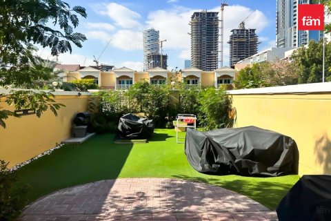Adosado en Dubai, 2 dormitorios, 180 m², № 99384 - foto 4