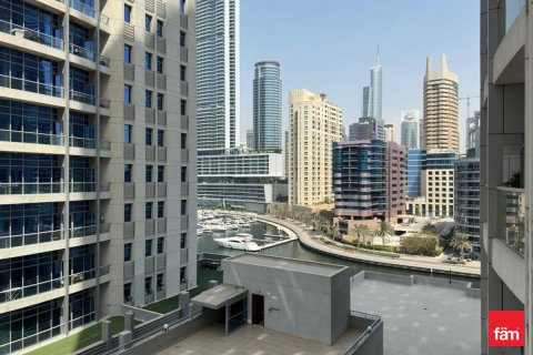 Apartamento en Dubai Marina, Dubai, 2 dormitorios, 70.5 m², № 99390 - foto 19